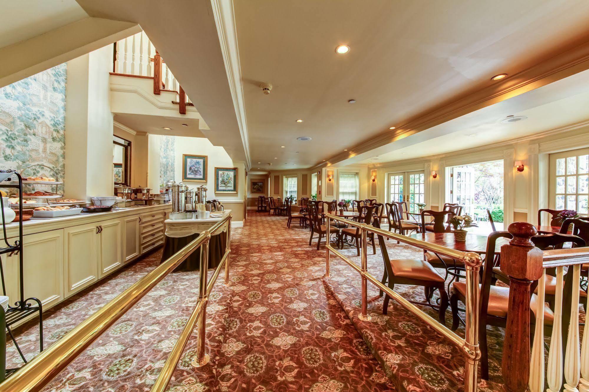 The Olde Mill Inn Basking Ridge ภายนอก รูปภาพ