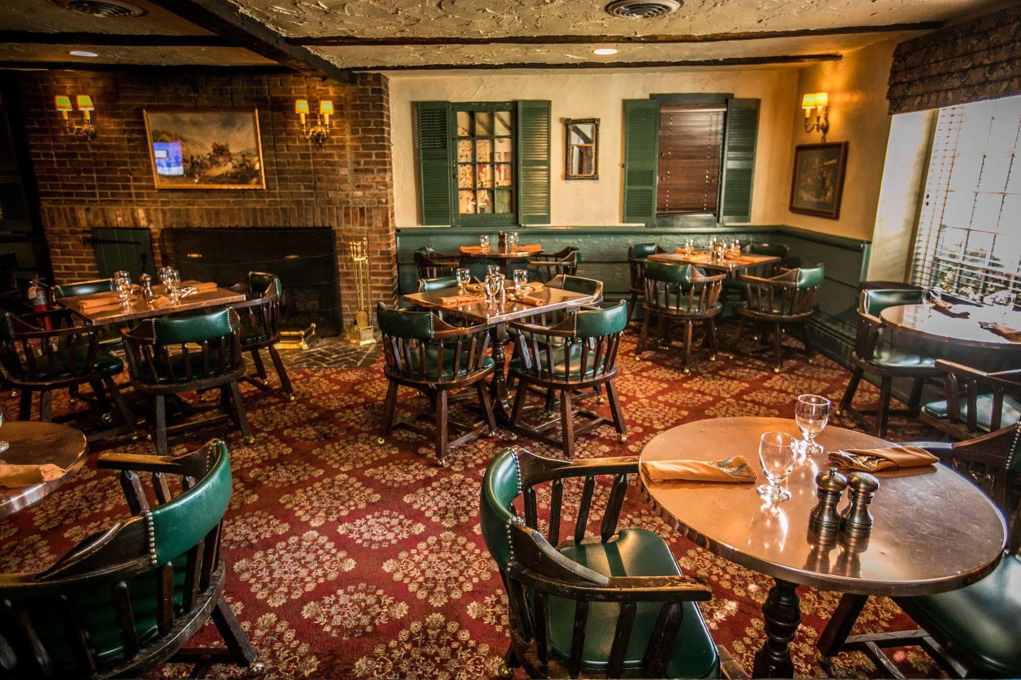 The Olde Mill Inn Basking Ridge ภายนอก รูปภาพ