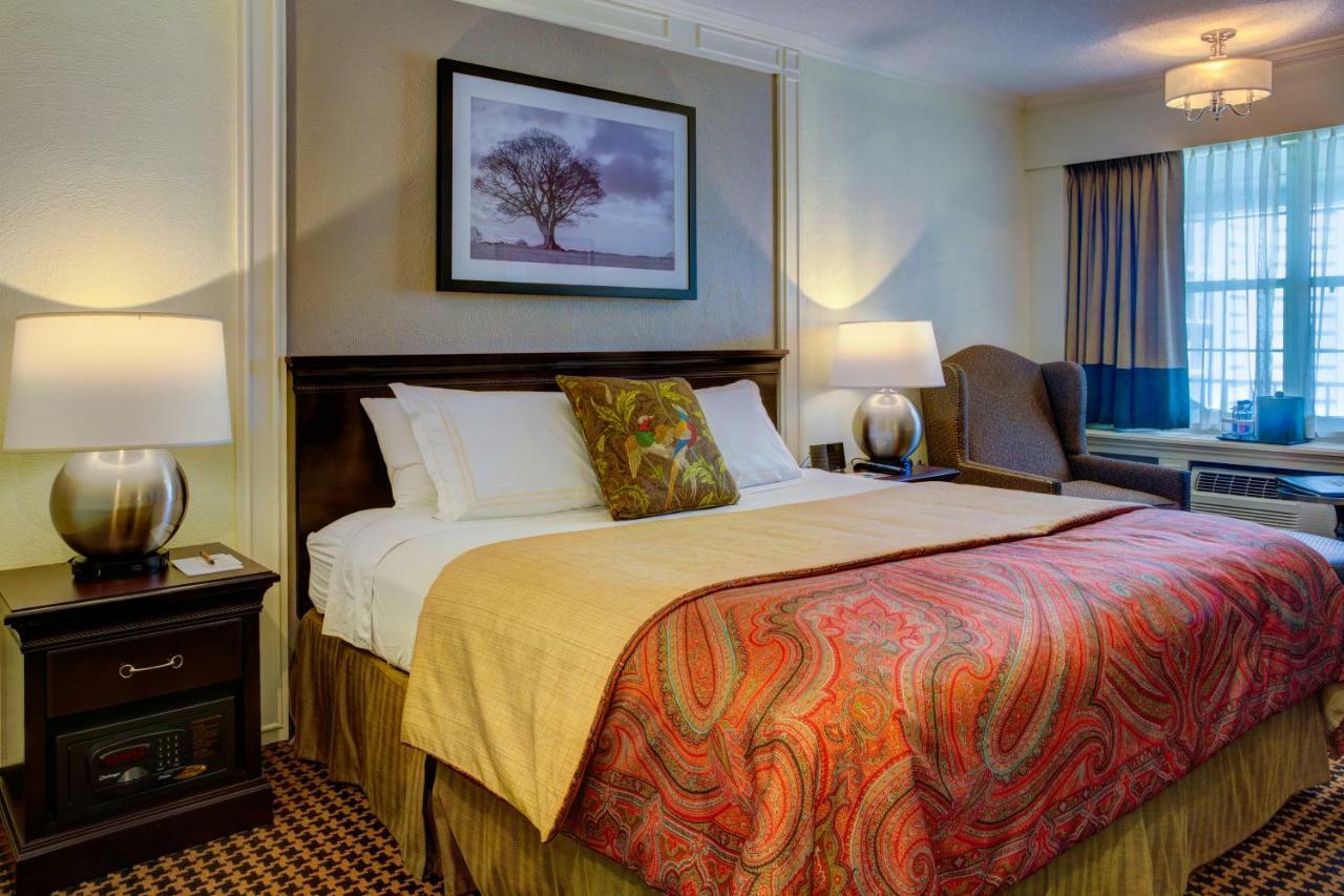 The Olde Mill Inn Basking Ridge ภายนอก รูปภาพ
